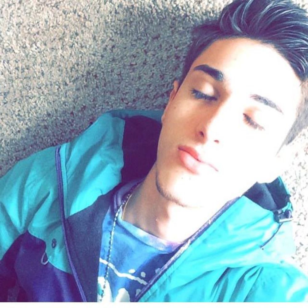 Meet your Posher, Zac